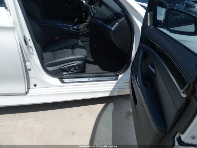 BMW 535 M-PACK* CAM* HEAD-UP* HI-FI, снимка 9 - Автомобили и джипове - 56646039