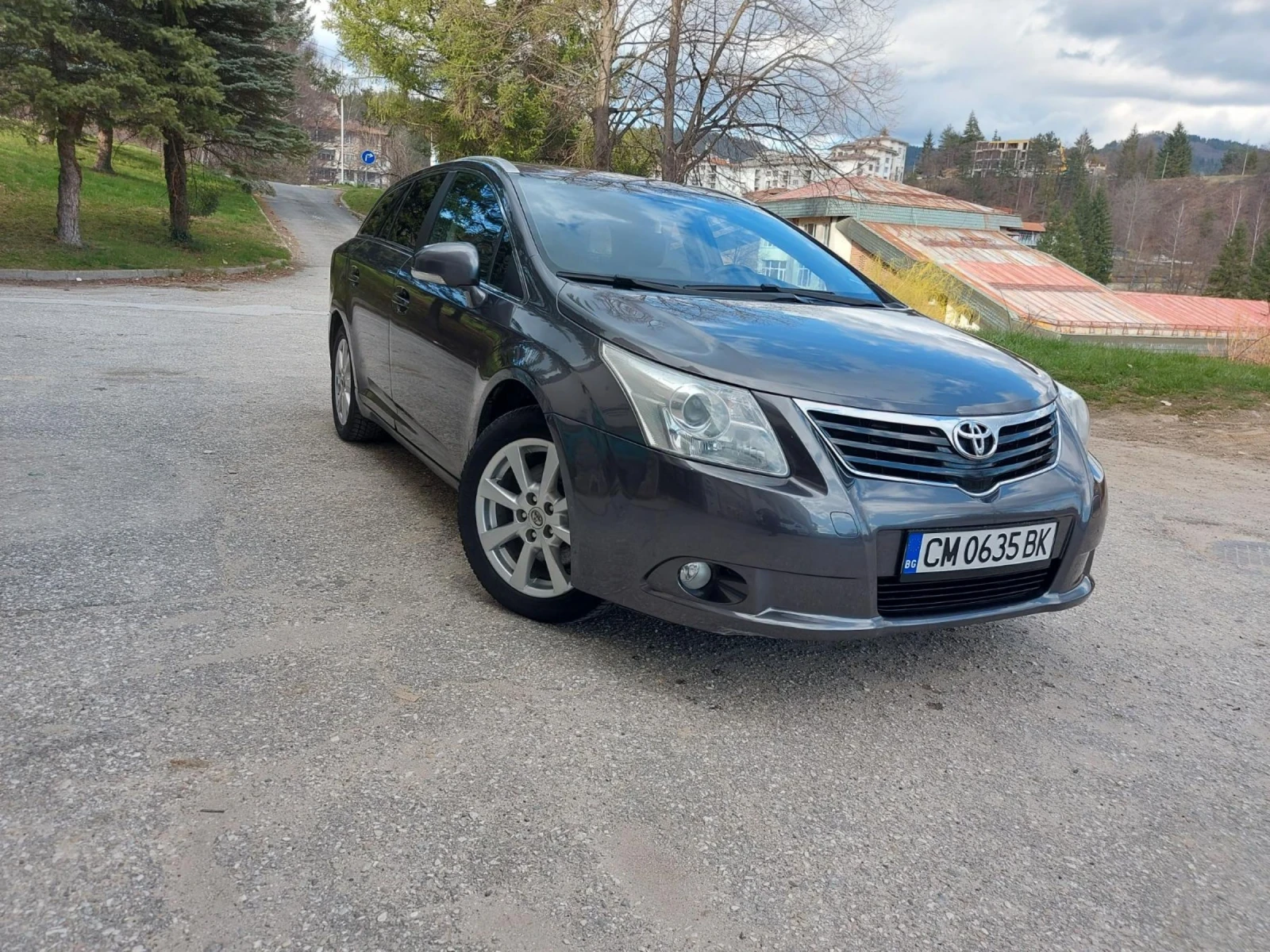 Toyota Avensis  - изображение 8