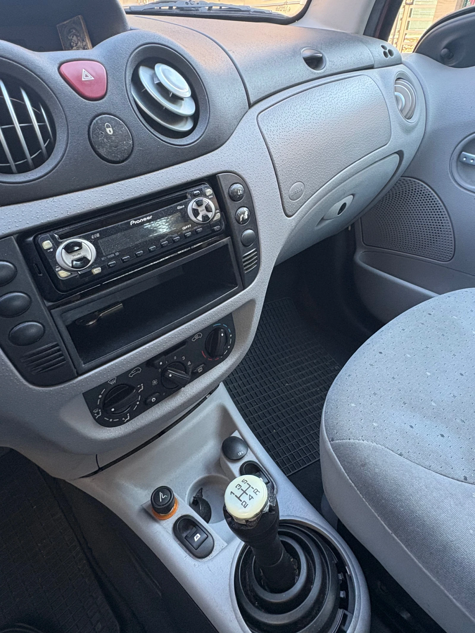Citroen C3 1.4 - изображение 6