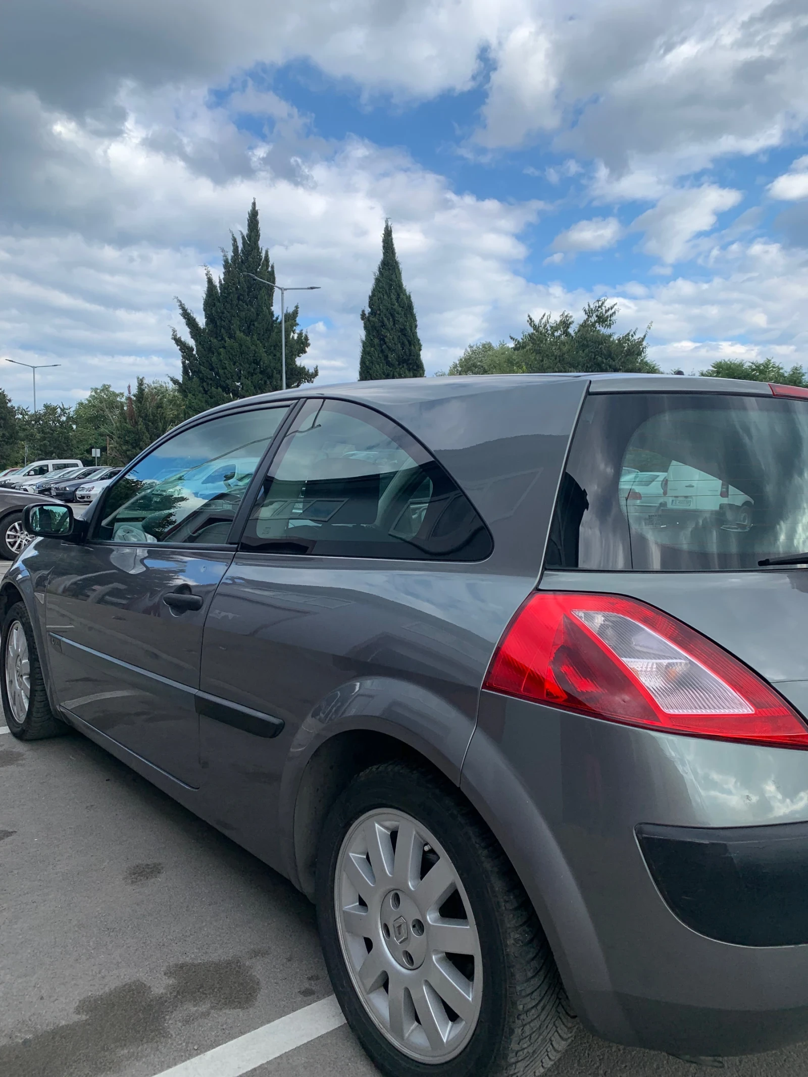 Renault Megane  / -   Coupe | Mobile.bg   2