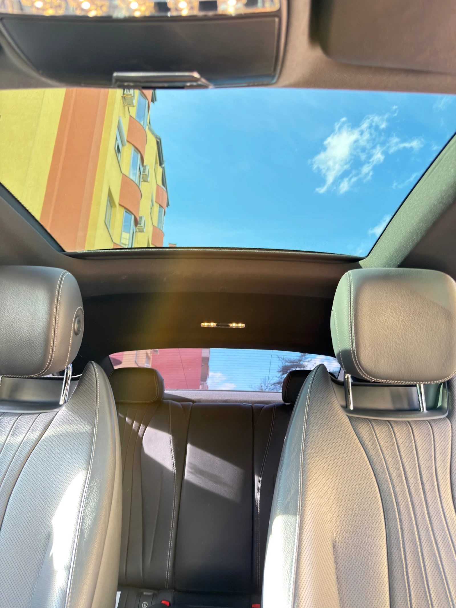 Mercedes-Benz E 400 4Matic / Burmester / Panorama / AMG Pack | Mobile.bg   8