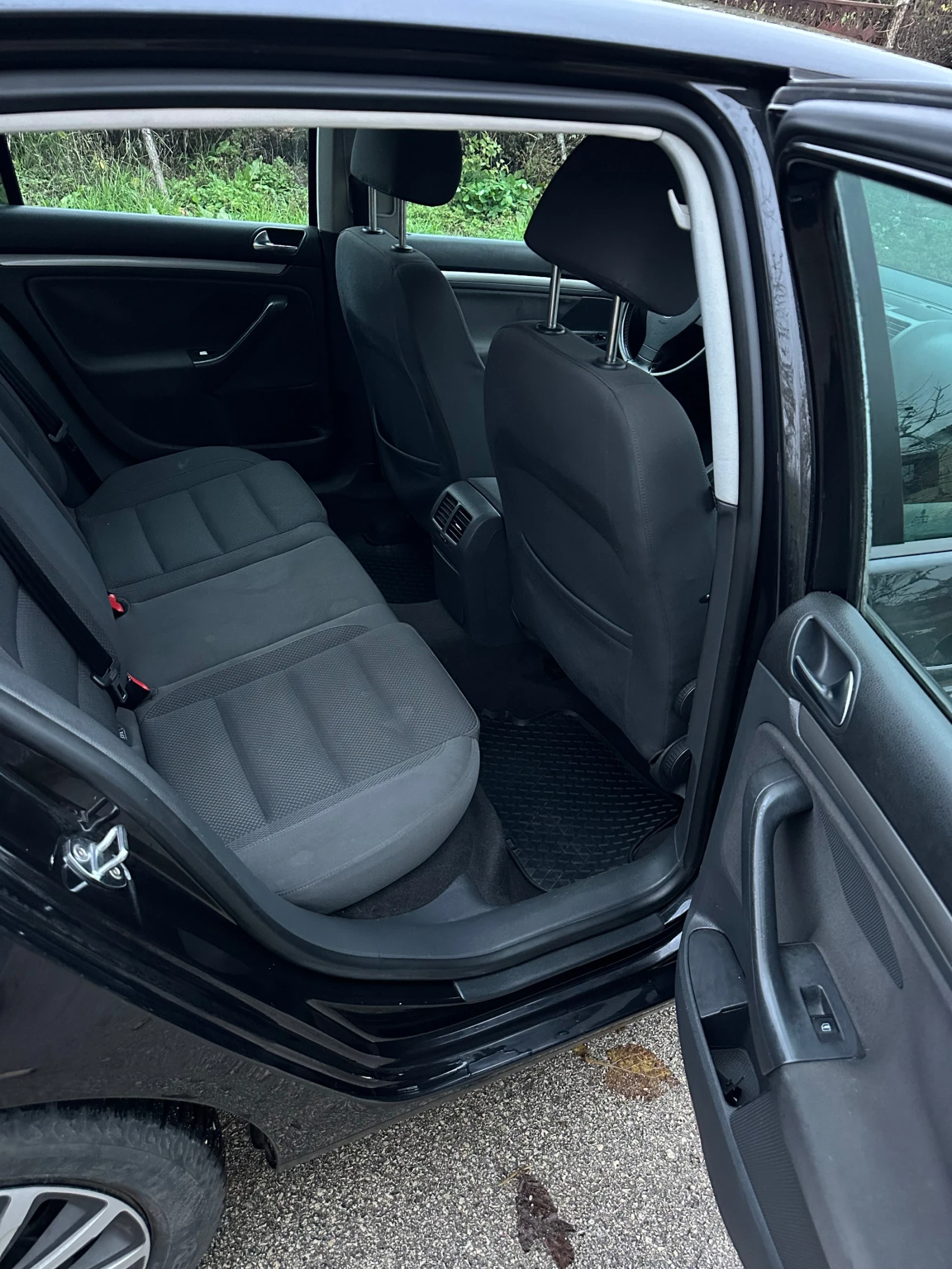 VW Golf 2.0TDI - изображение 7