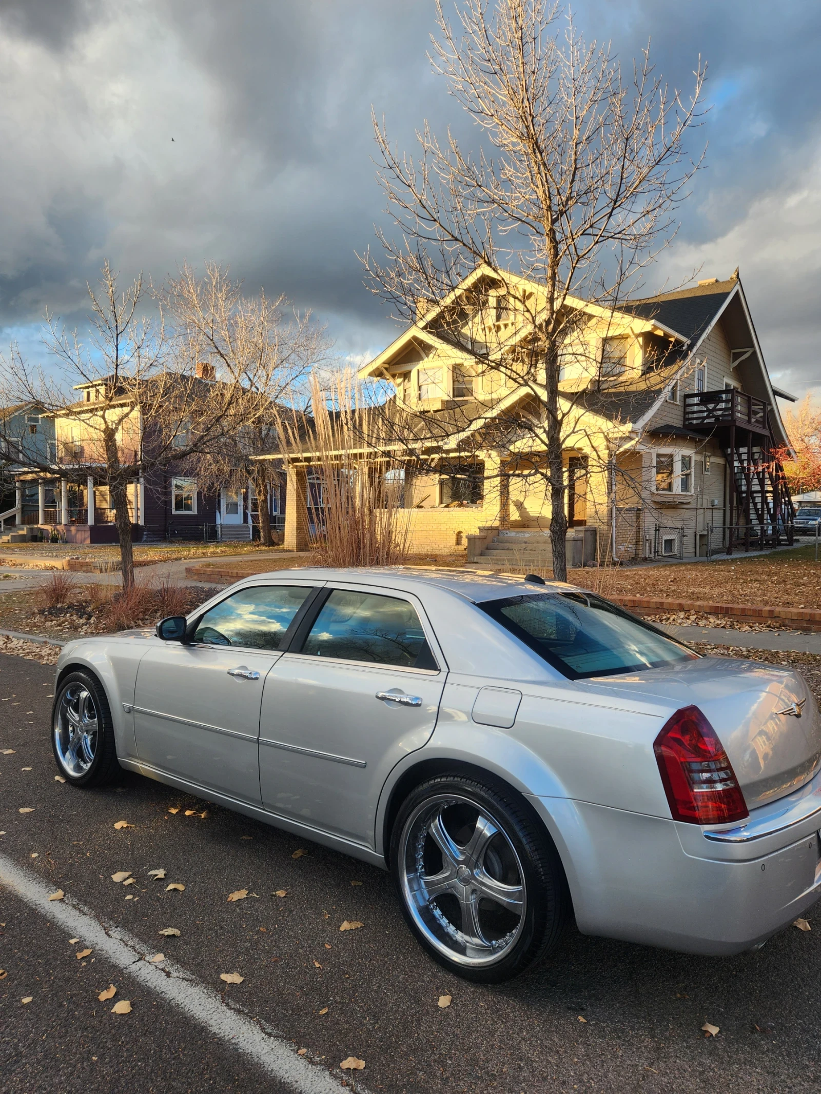 Chrysler 300c 300 C HEMI 5.7L  - изображение 2