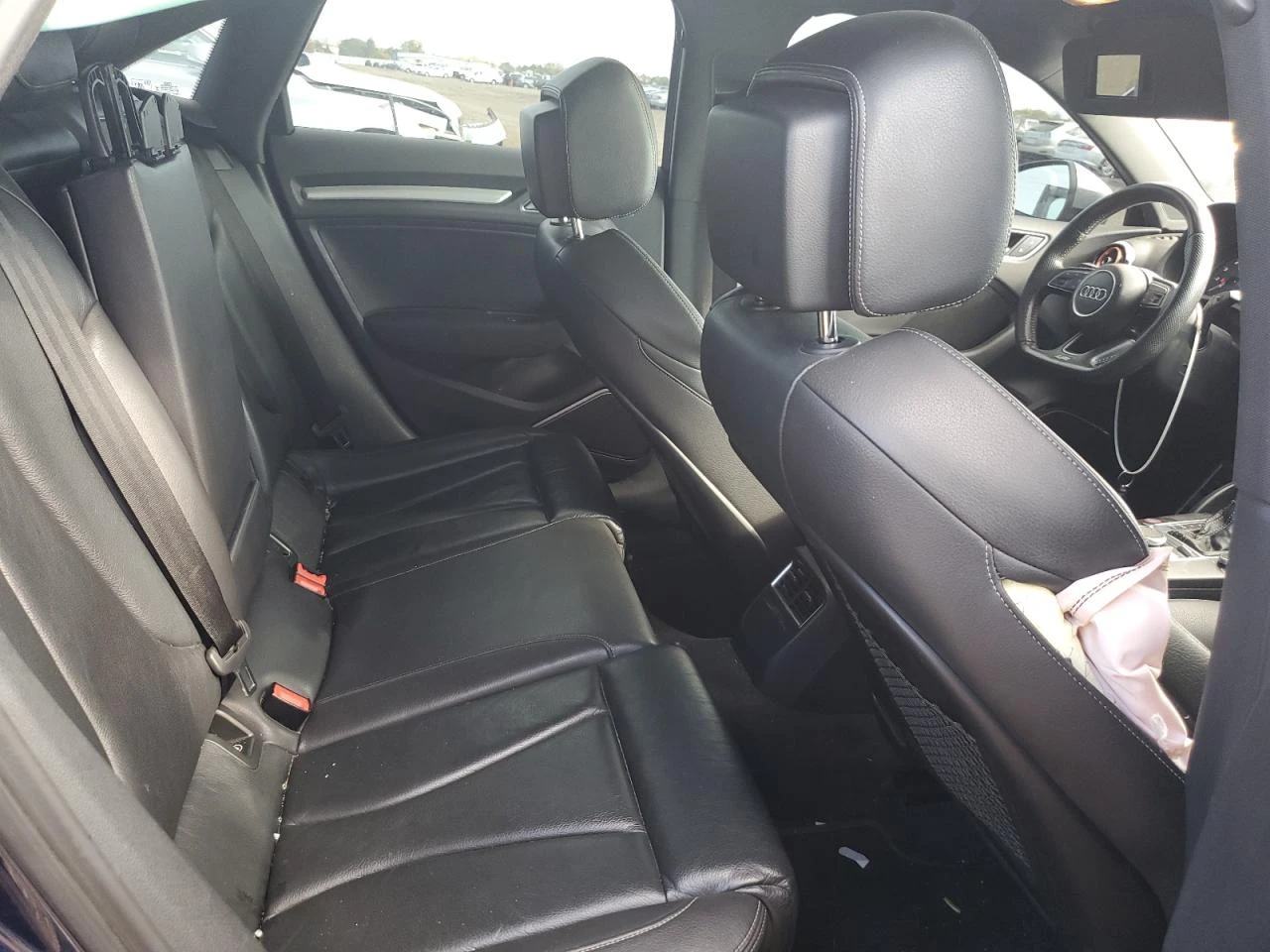 Audi S3 PREMIUM PLUS* B&O* DISTRONIC* ПОДГРЕВ* КАМЕРА - изображение 9