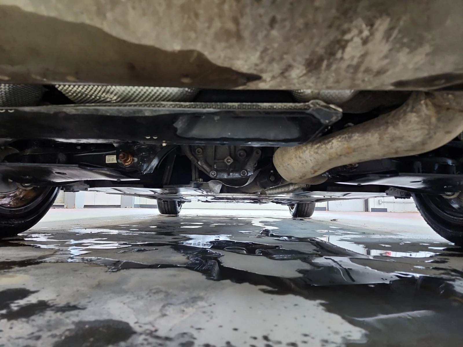 BMW 330 iXDrive * АвтоКредит* (Цена до БГ) - изображение 10