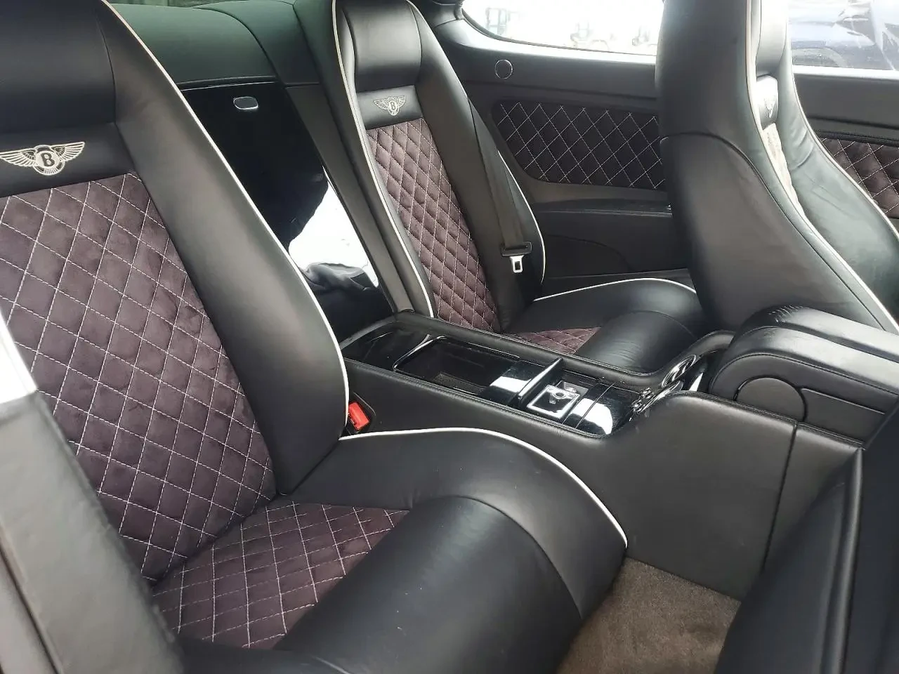 Bentley Continental gt  - изображение 9