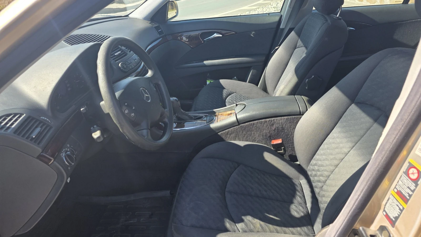 Mercedes-Benz E 200 CDI , снимка 12 - Автомобили и джипове - 53735432