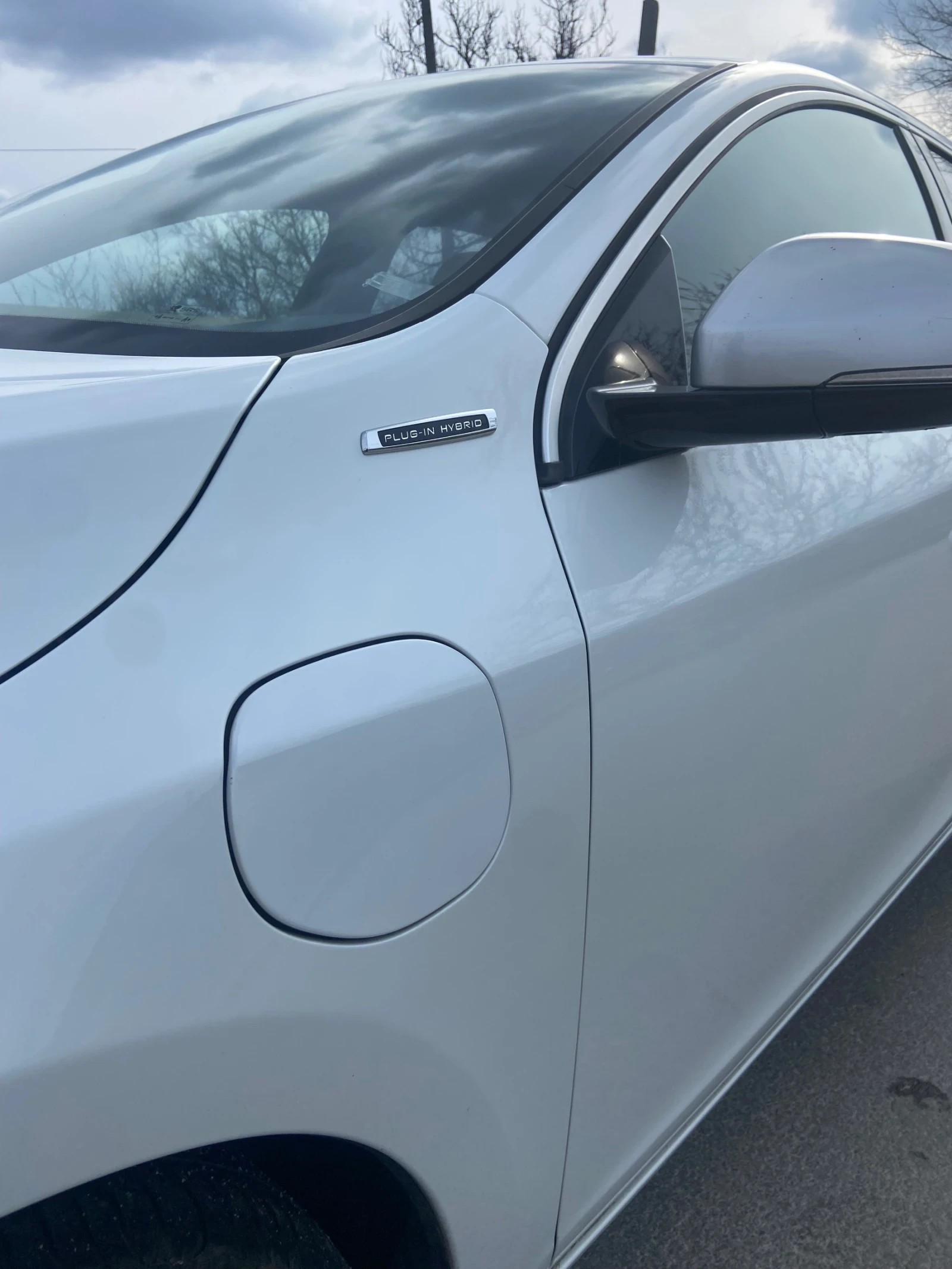 Volvo V60 2.4d Plug in Hybird, снимка 10 - Автомобили и джипове - 53929001