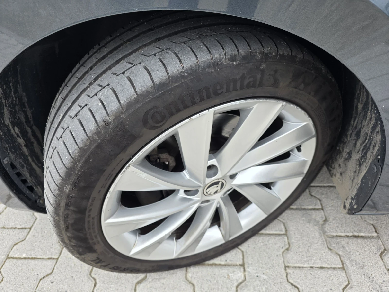 Skoda Superb 2.0TDI Navi 150k Лизинг, снимка 17 - Автомобили и джипове - 54037056