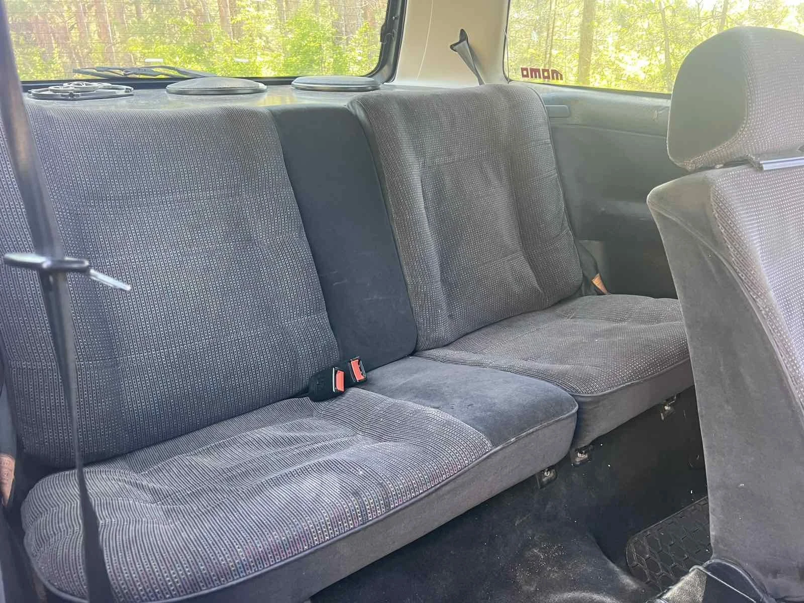 VW Golf 3 1.6 , снимка 9 - Автомобили и джипове - 54313373