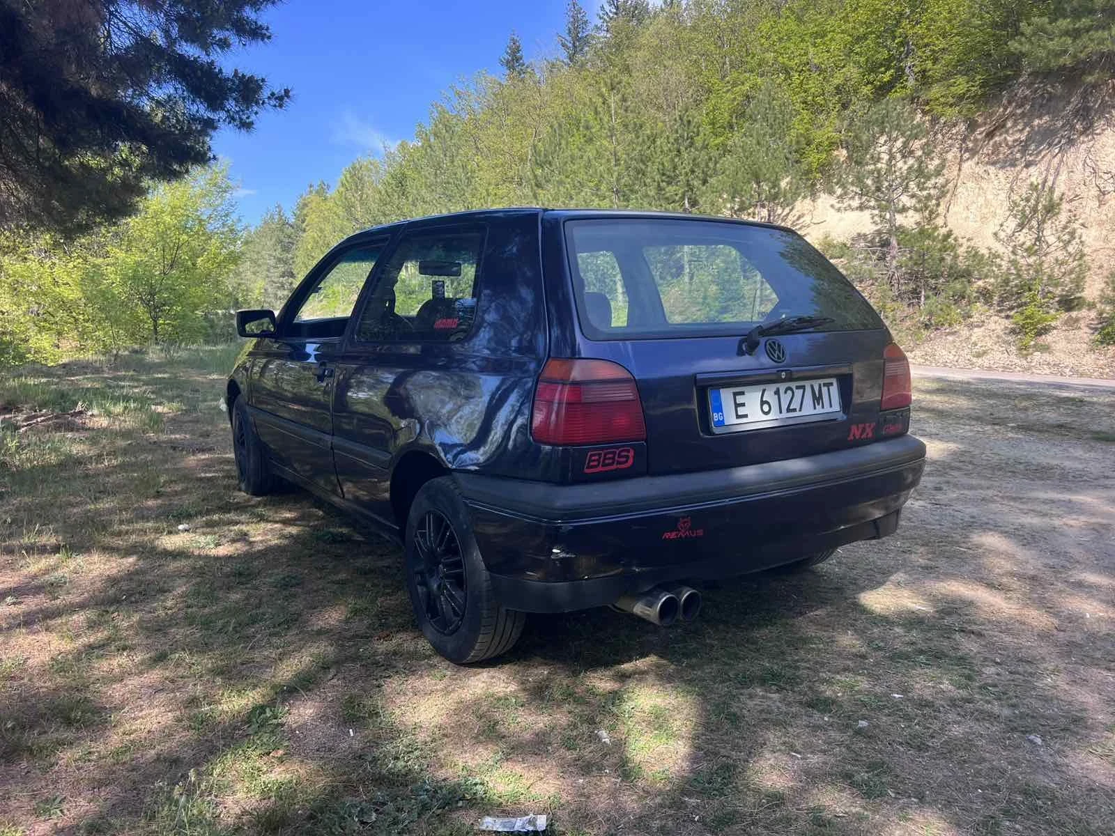 VW Golf 3 1.6 , снимка 4 - Автомобили и джипове - 54313373
