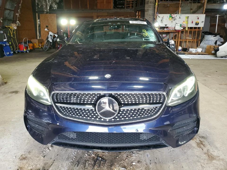 Mercedes-Benz E 43 AMG Burmester* Обдухване* 360* Carbon, снимка 2 - Автомобили и джипове - 54451468