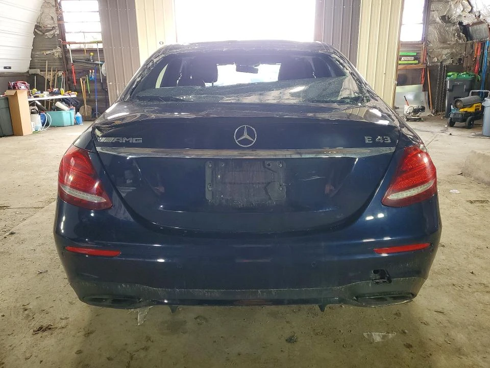 Mercedes-Benz E 43 AMG Burmester* Обдухване* 360* Carbon, снимка 5 - Автомобили и джипове - 54451468