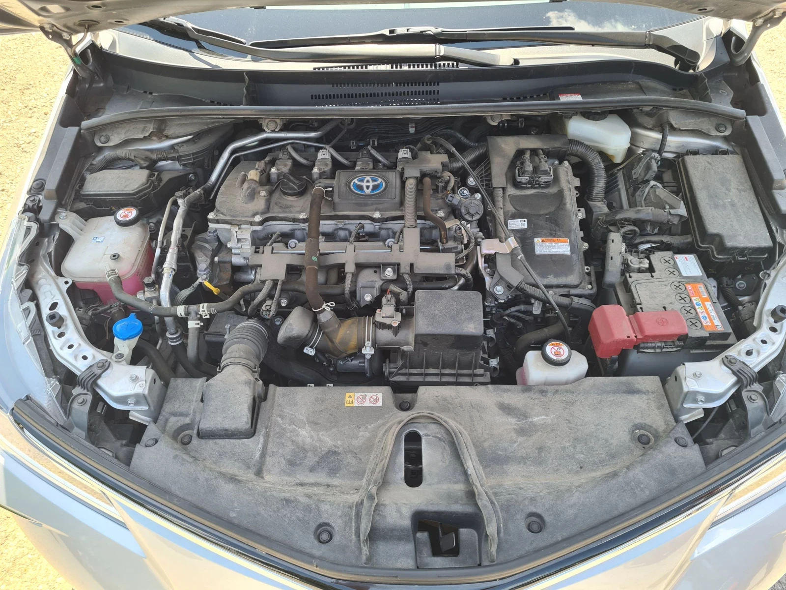 Toyota Corolla 1.8i 122p.s HYBRID | Mobile.bg � ����������� 16