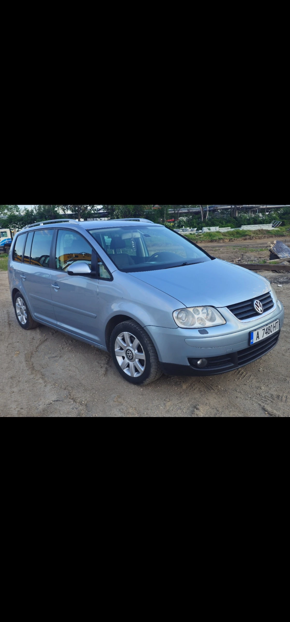 VW Touran, снимка 8 - Автомобили и джипове - 54737630