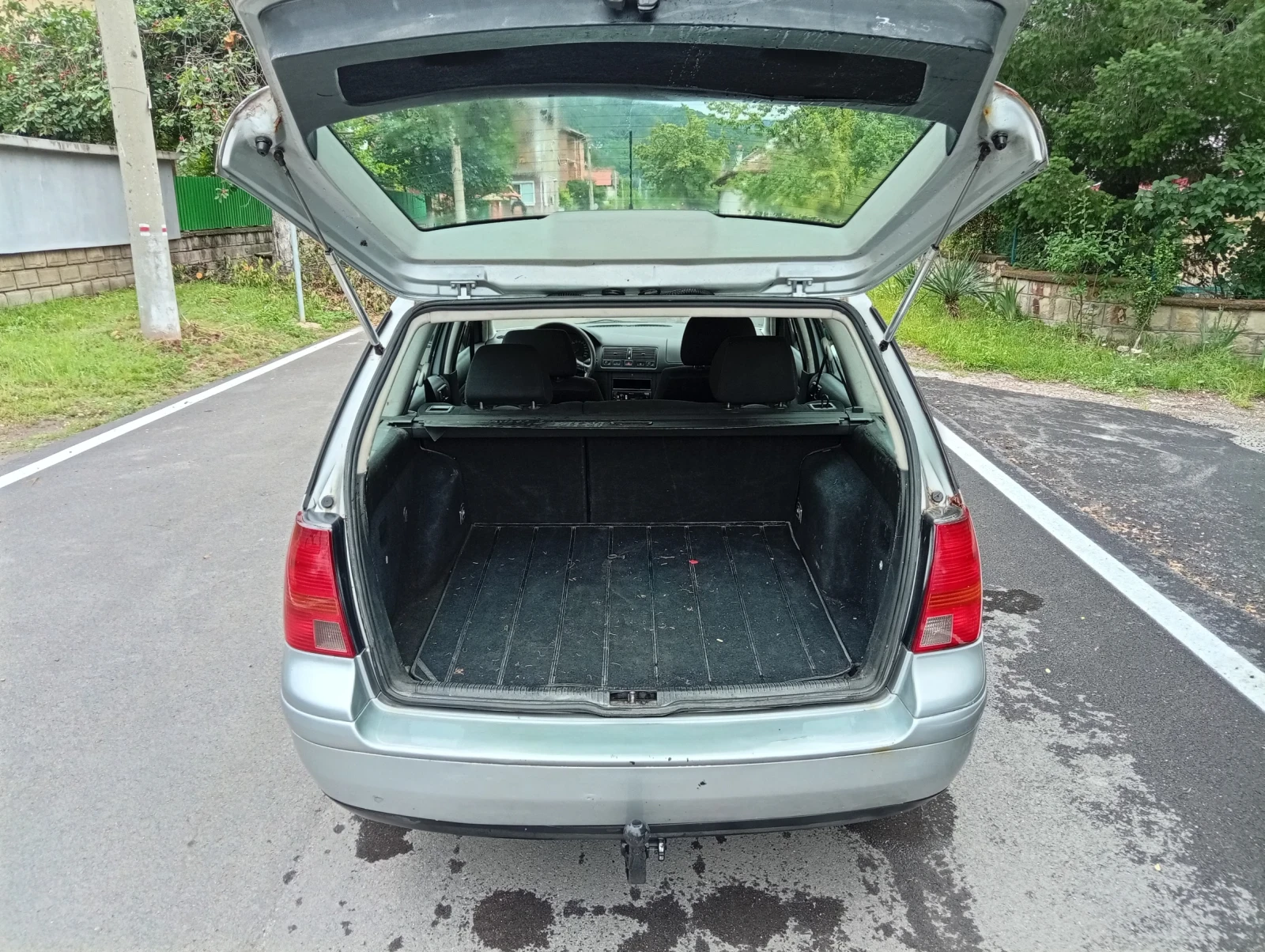 VW Golf 1.9TDI * КЛИМАТРОНИК * FACELIFT * , снимка 5 - Автомобили и джипове - 54897177