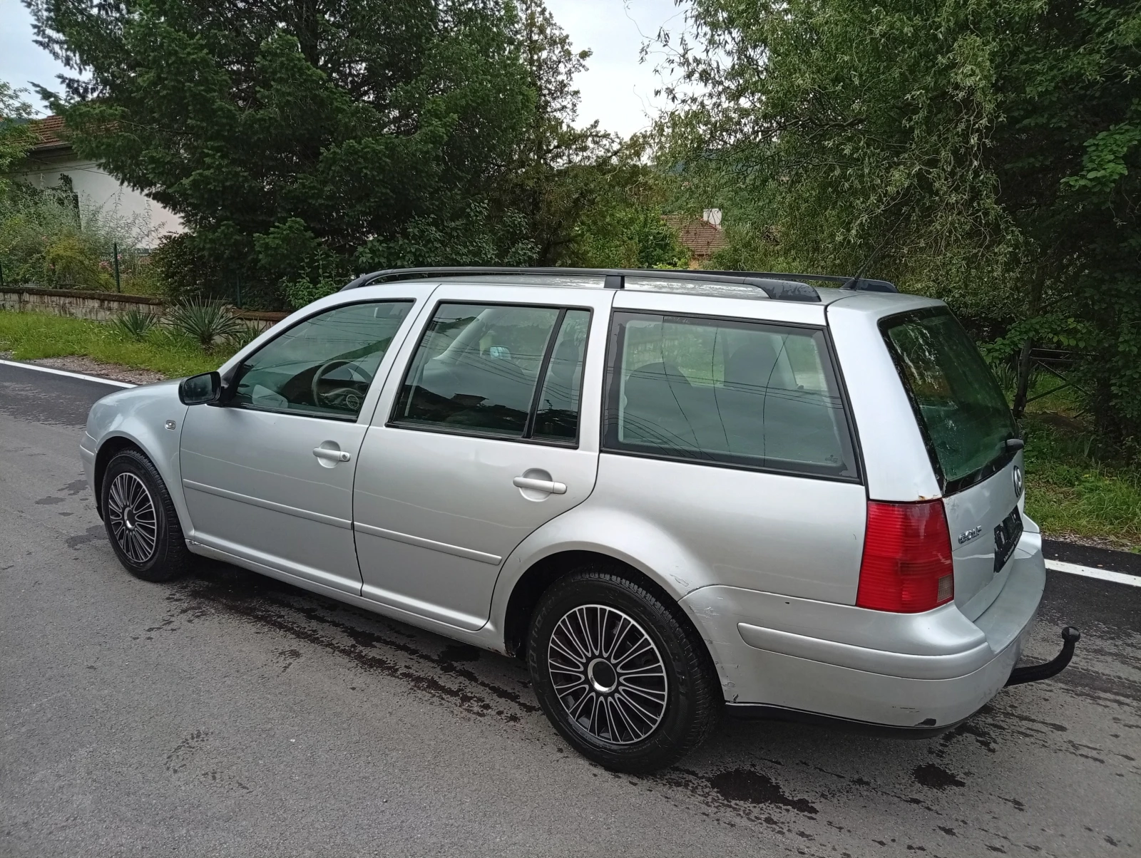 VW Golf 1.9TDI * КЛИМАТРОНИК * FACELIFT * , снимка 3 - Автомобили и джипове - 54897177