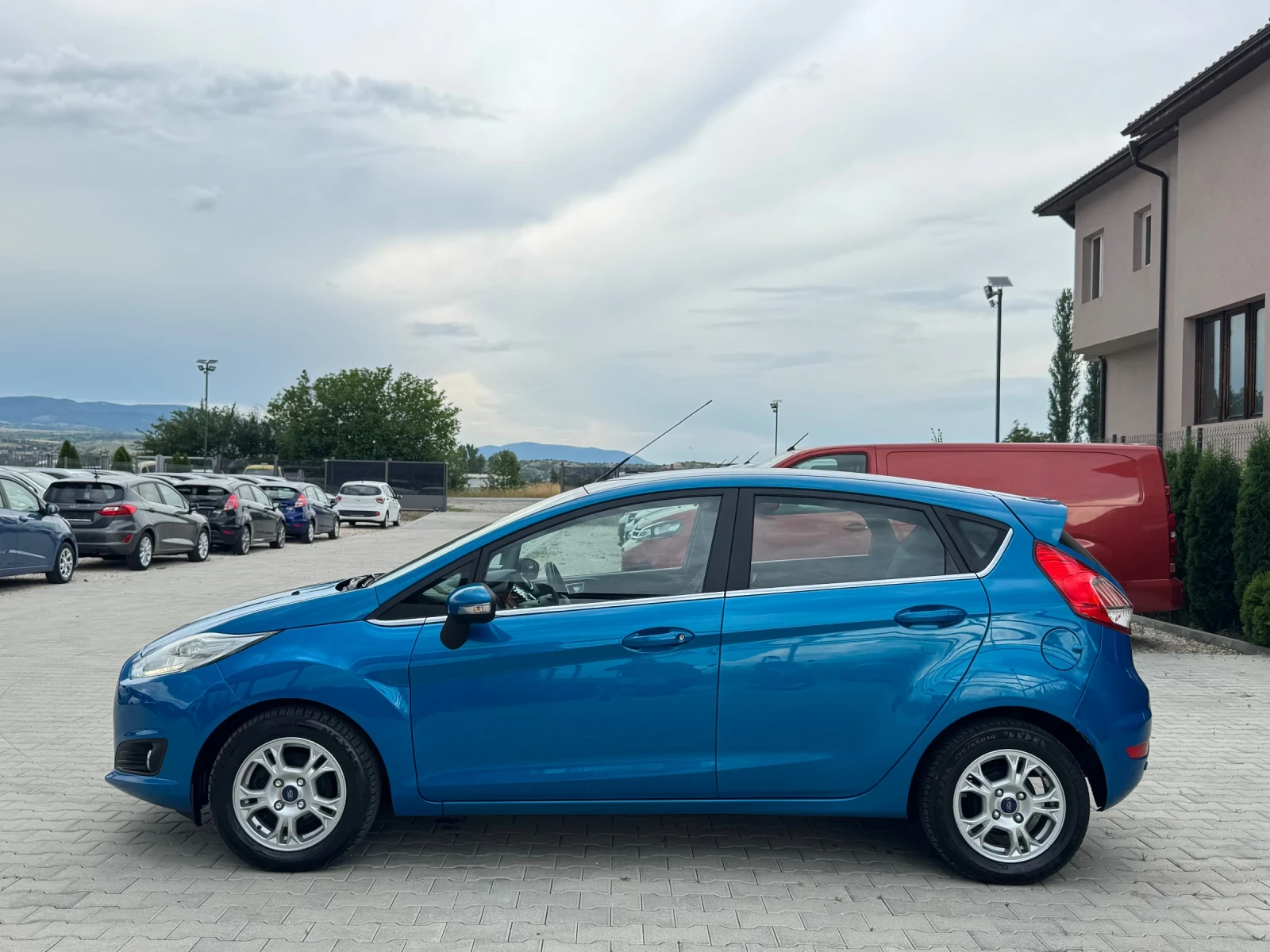 Ford Fiesta 1.5TDCI TITANIUM, снимка 2 - Автомобили и джипове - 55073141