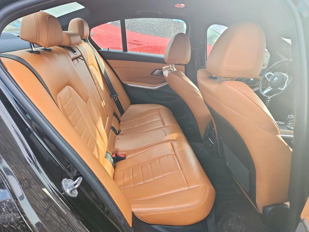 BMW 330 2.0l Xi, снимка 10 - Автомобили и джипове - 55755745
