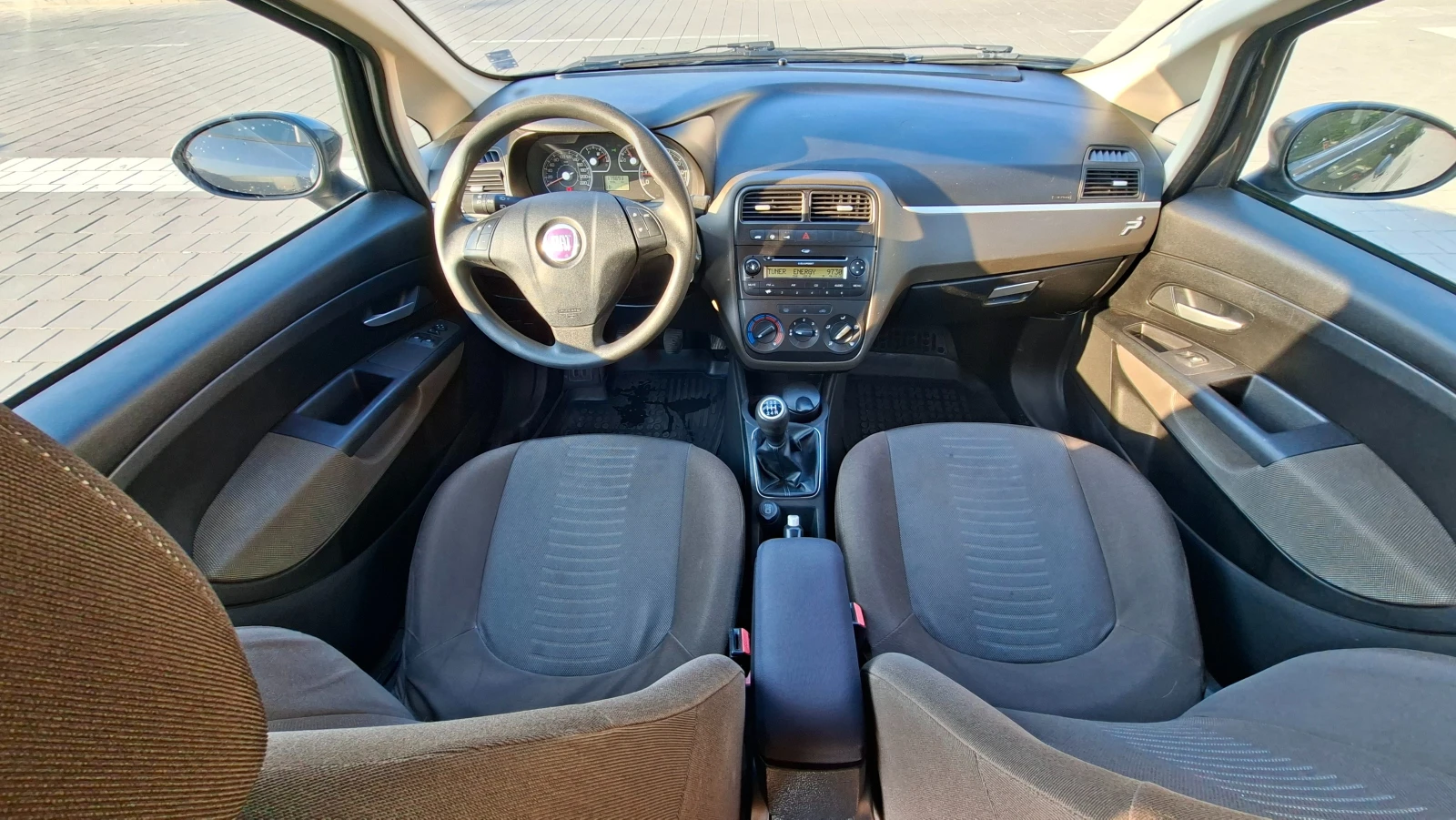 Fiat Punto 1.3 MultiJet, снимка 11 - Автомобили и джипове - 55773921