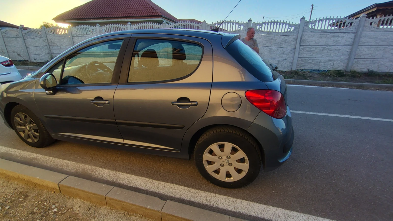 Peugeot 207, снимка 7 - Автомобили и джипове - 56010552