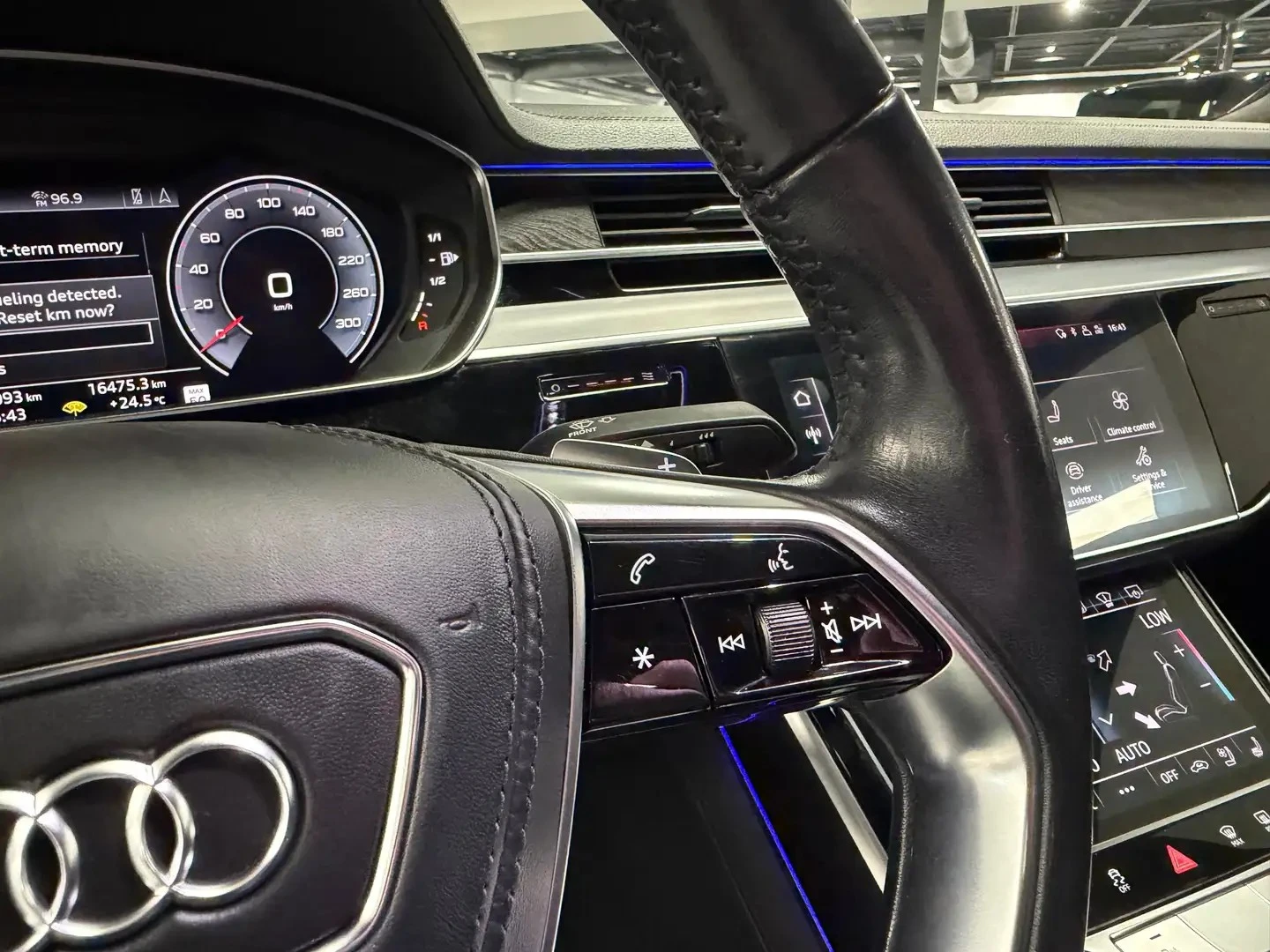 Audi A8 L* ����� * ��������� *  ���������� * (���� �� ��) | Mobile.bg � ����������� 10