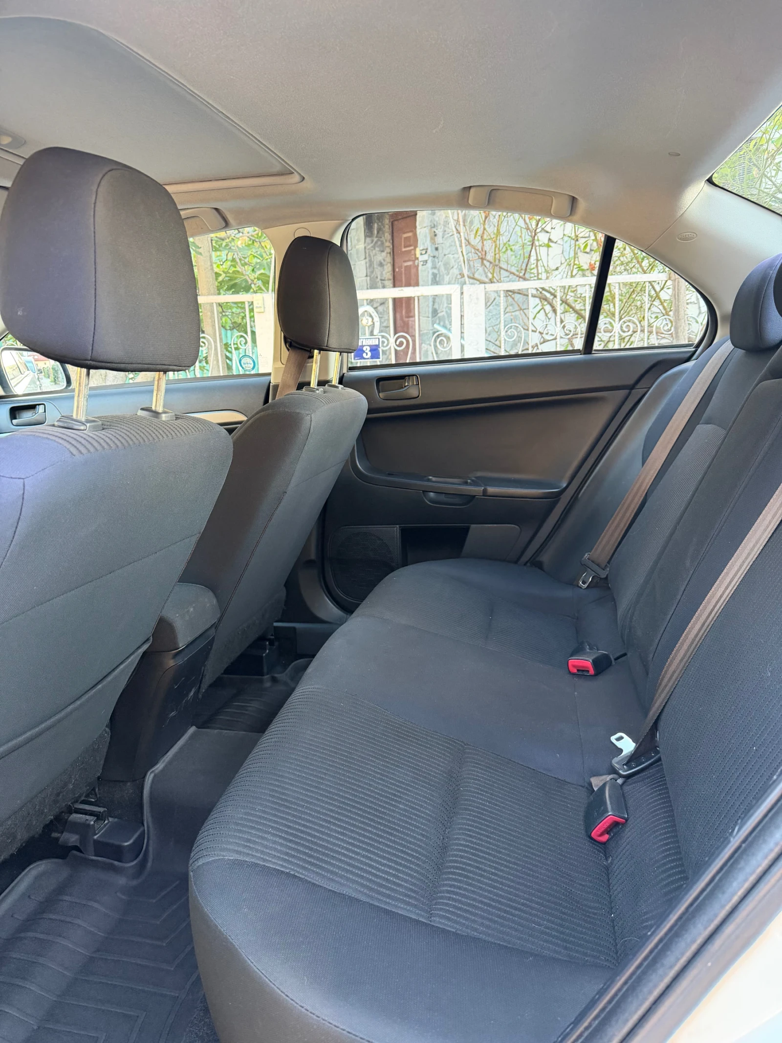 Mitsubishi Lancer 2.0 PANO , снимка 4 - Автомобили и джипове - 56568210