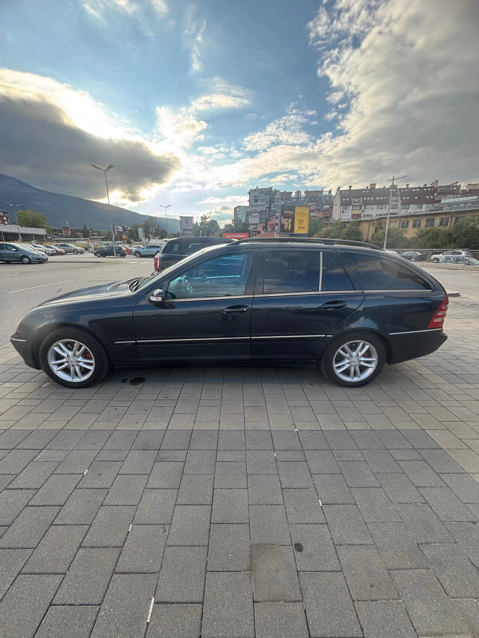 Mercedes-Benz C 270, снимка 12 - Автомобили и джипове - 56710673