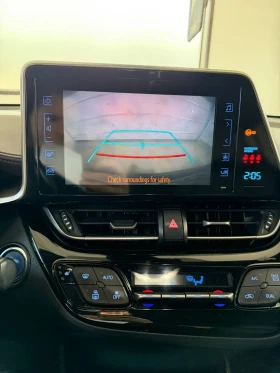 Toyota C-HR - 12500 € / 24447.88 лв. - 72381426 8