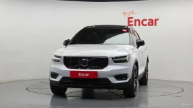 Volvo XC40 T4* R-Design* КОЖА* ПОДГРЕВ* ПАНО* КАМЕРА*  | Auto.bg — изображение 3