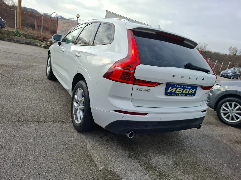 Volvo XC60 D 4  AWD, снимка 3 - Автомобили и джипове - 45839554