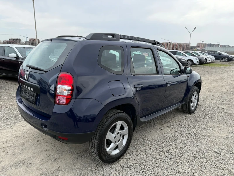 Dacia Duster 1.6 ШВЕЙЦАРИЯ 4х4, снимка 5 - Автомобили и джипове - 49548611