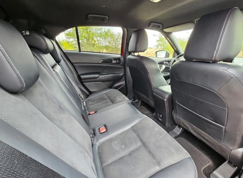 Mitsubishi Eclipse Cross PHEV Топ Състояние, снимка 14 - Автомобили и джипове - 51714323