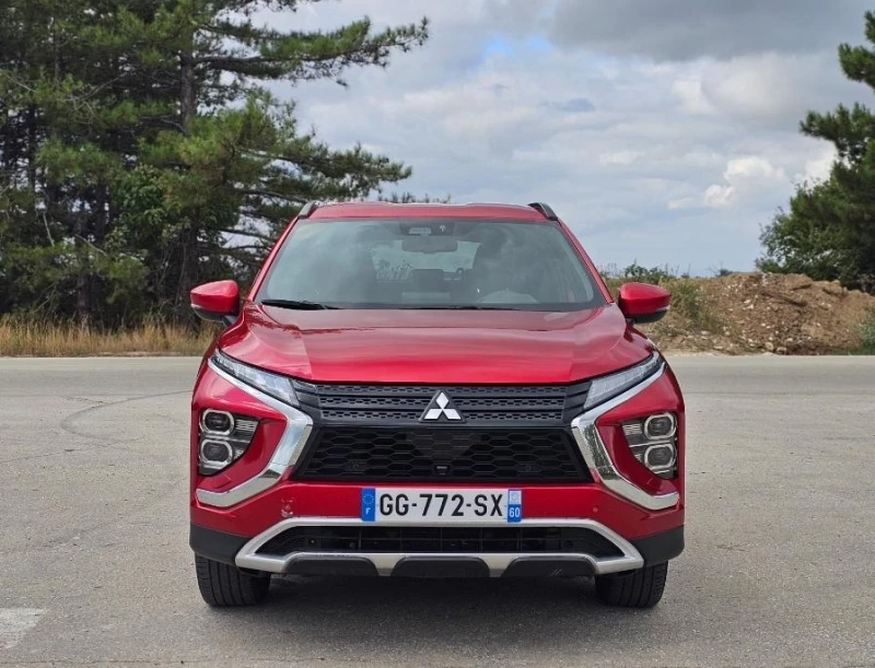 Mitsubishi Eclipse Cross PHEV Топ Състояние, снимка 9 - Автомобили и джипове - 51714323