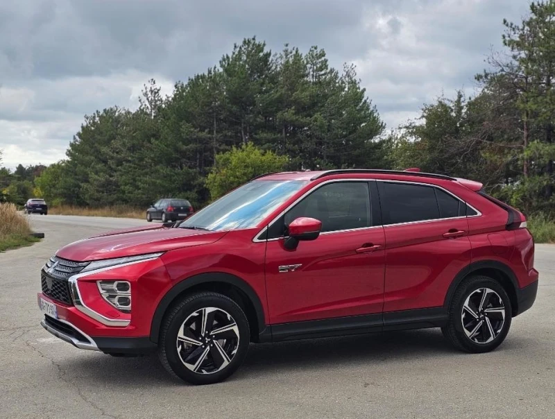 Mitsubishi Eclipse Cross PHEV Топ Състояние, снимка 2 - Автомобили и джипове - 51714323