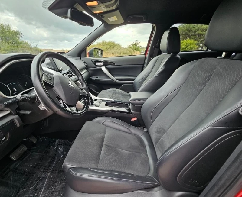 Mitsubishi Eclipse Cross PHEV Топ Състояние, снимка 11 - Автомобили и джипове - 51714323