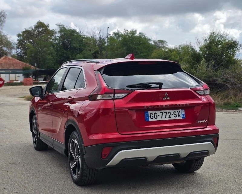 Mitsubishi Eclipse Cross PHEV Топ Състояние, снимка 4 - Автомобили и джипове - 51714323