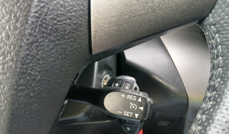 Toyota Rav4 4х4 2.2 D-4D 150ks, снимка 11 - Автомобили и джипове - 52366550