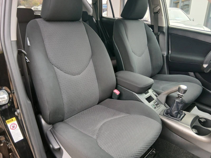 Toyota Rav4 4х4 2.2 D-4D 150ks, снимка 9 - Автомобили и джипове - 52366550
