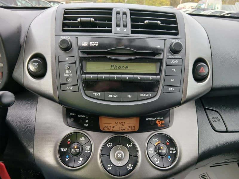 Toyota Rav4 4х4 2.2 D-4D 150ks, снимка 10 - Автомобили и джипове - 52366550