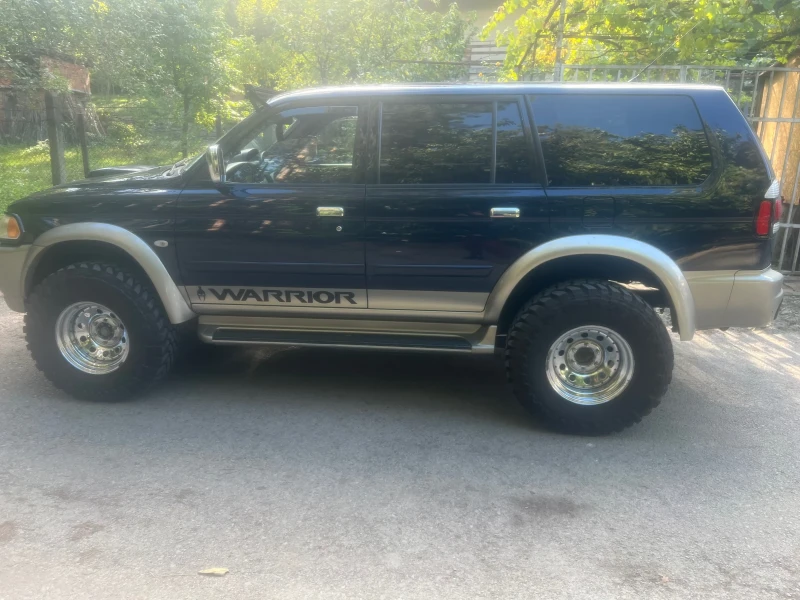 Mitsubishi Pajero sport, снимка 4 - Автомобили и джипове - 52486193