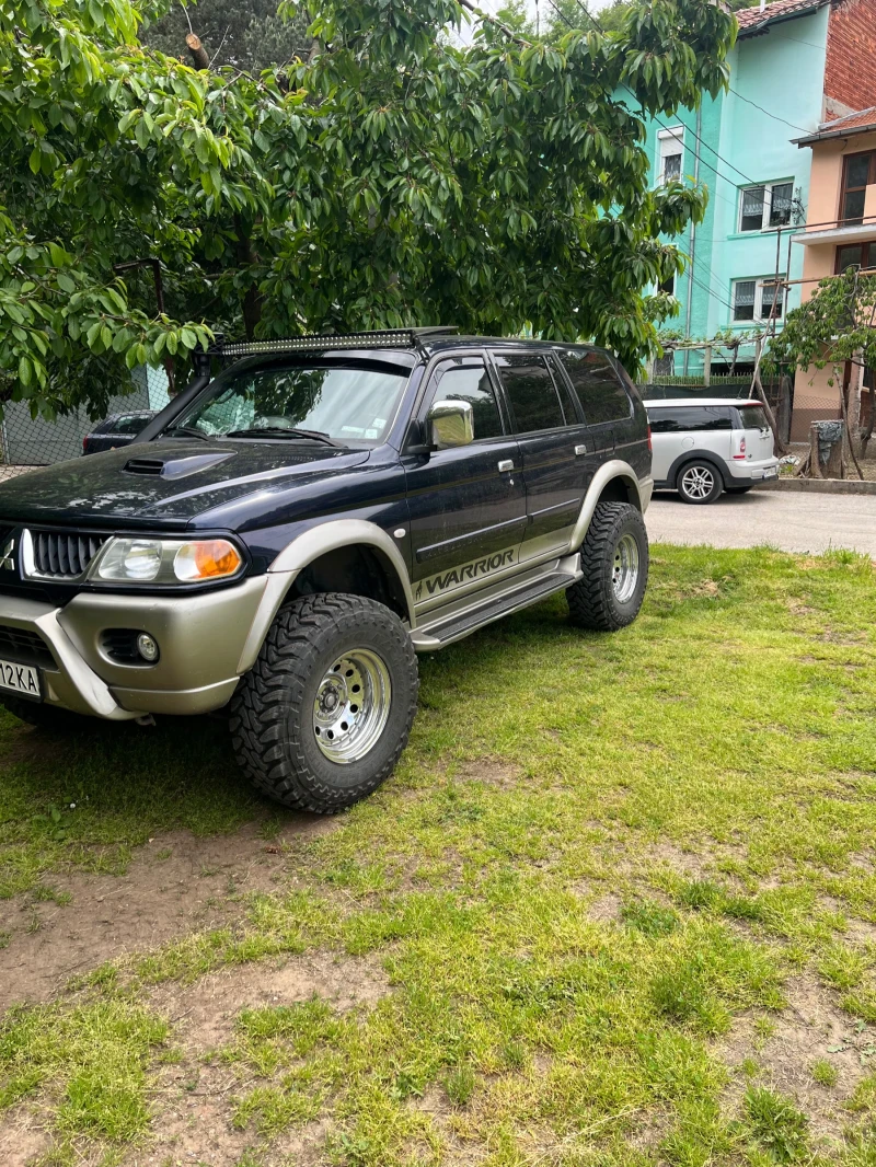 Mitsubishi Pajero sport, снимка 2 - Автомобили и джипове - 52486193