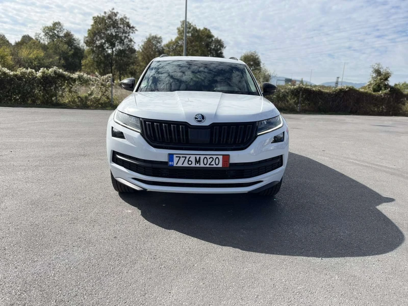Skoda Kodiaq 2.0 TDI 4x4 200hp Sportline, снимка 3 - Автомобили и джипове - 52596919