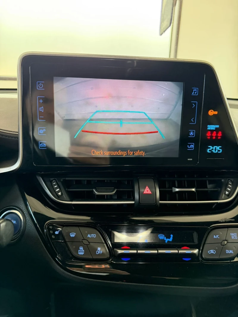 Toyota C-HR, снимка 8 - Автомобили и джипове - 53168668