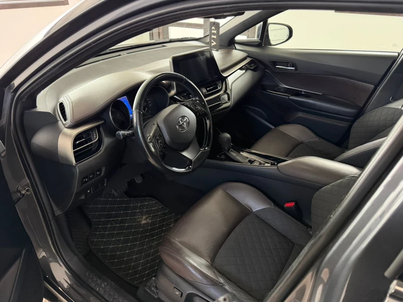 Toyota C-HR, снимка 6 - Автомобили и джипове - 53168668