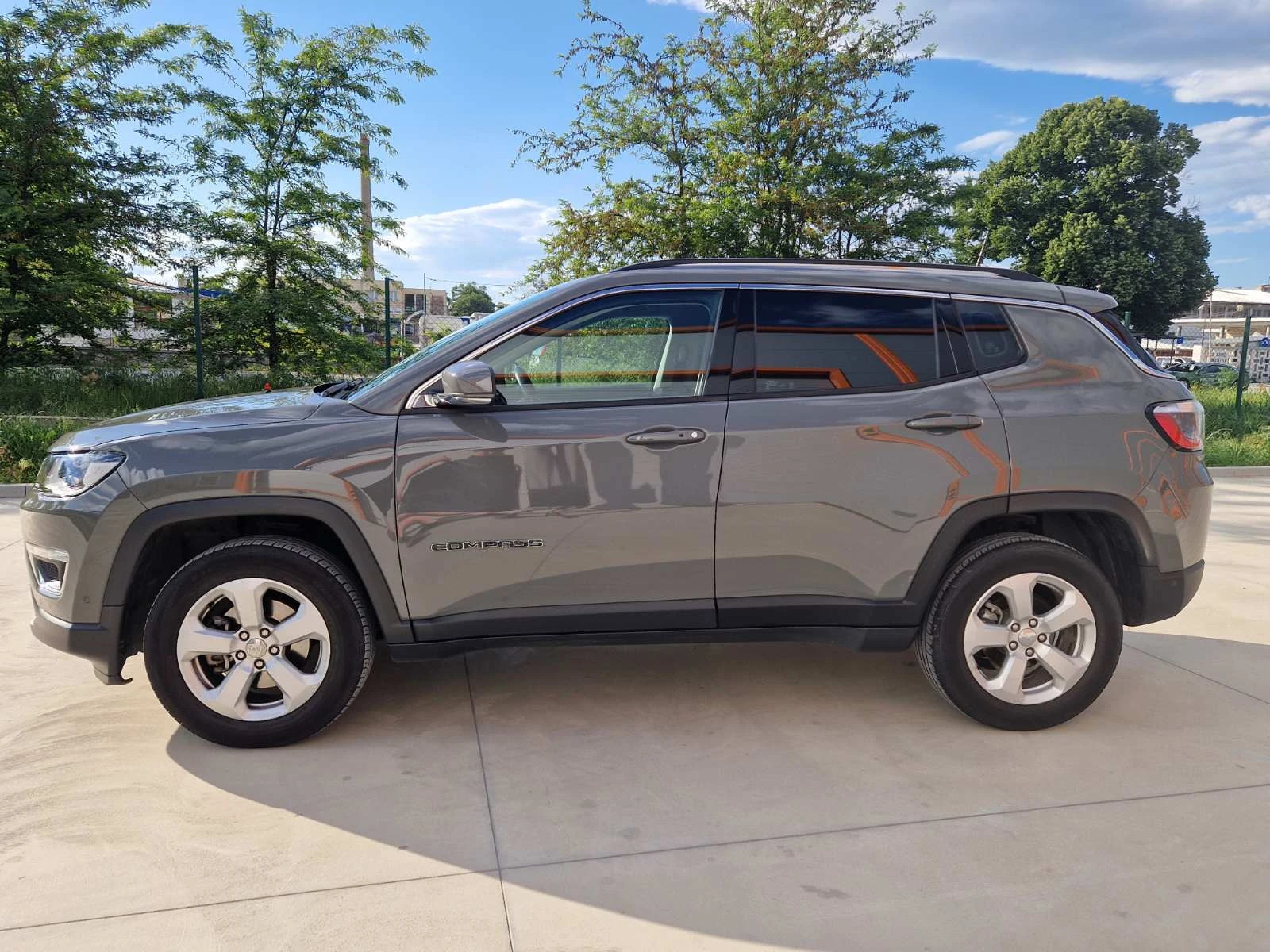 Jeep Compass LIMITED - изображение 3