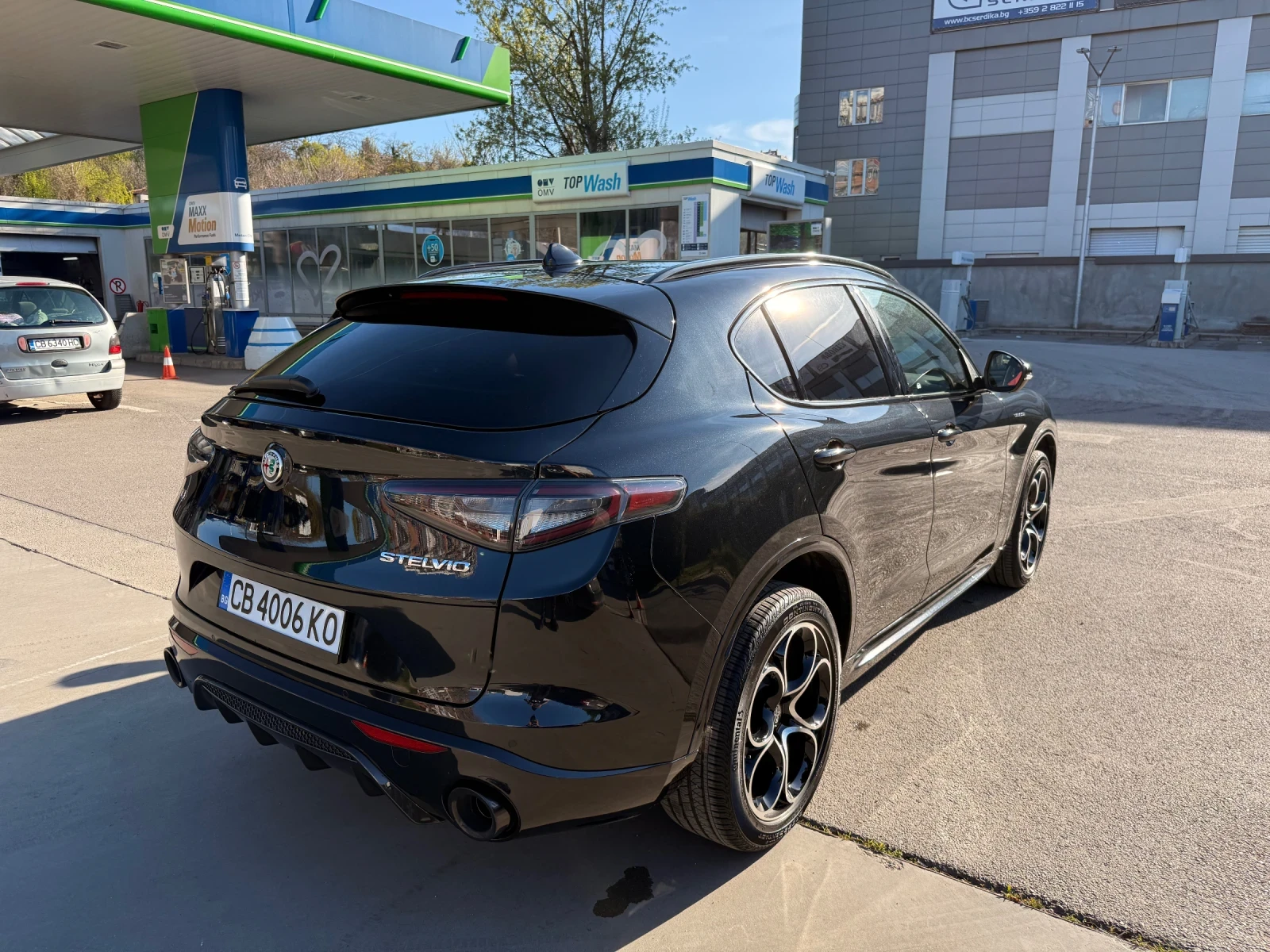 Alfa Romeo Stelvio VELOCE Q4 - изображение 4