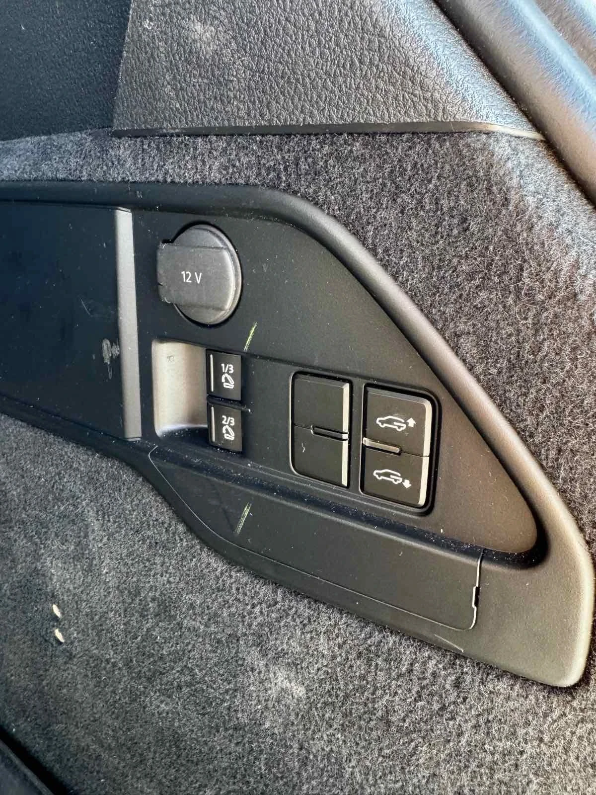 VW Touareg  - изображение 9