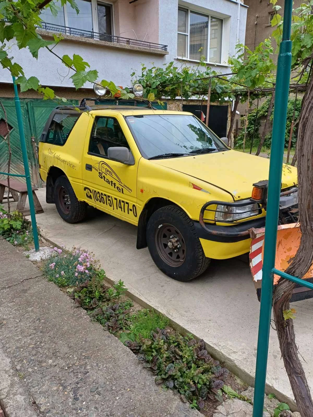 Opel Frontera 2.0i снегорин - изображение 3