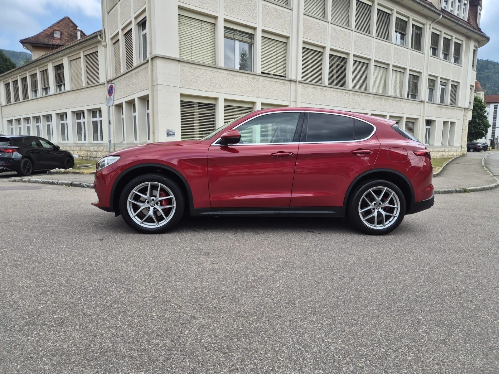 Alfa Romeo Stelvio 2.0 Q4 First Edition Внос Швейцария - изображение 2